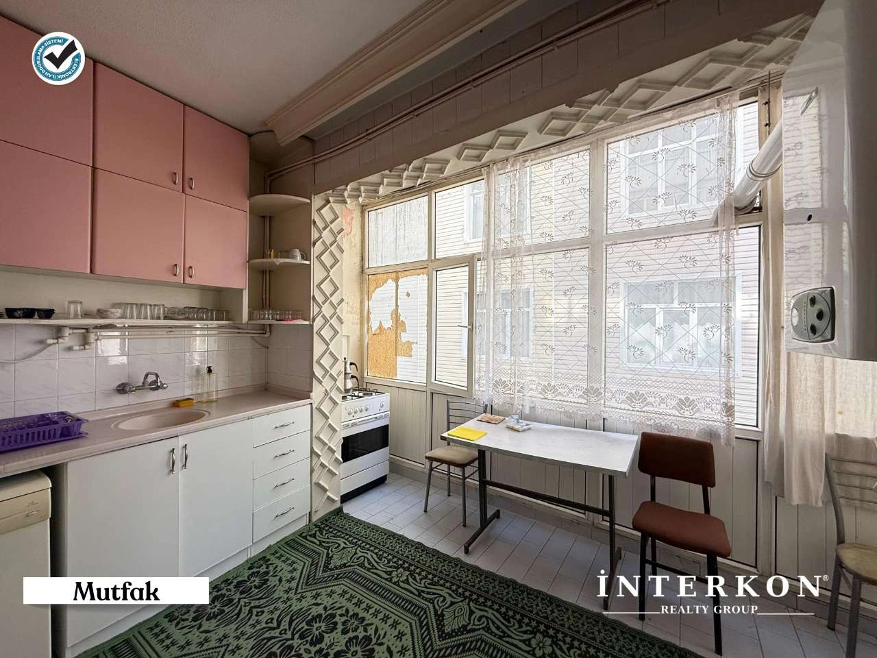 MERAM MİLLET CADDESİ ÜZERİNDE 3+1 EŞYALI KİRALIK DAİRE! 